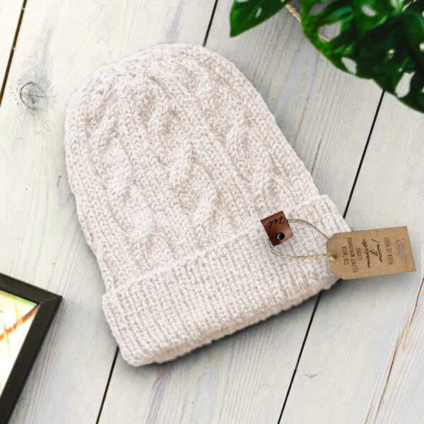 Czapka Eve UNISEX wełniana handmade PREMIUM 100% alpaka ecru